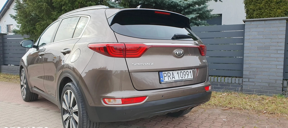 Kia Sportage cena 69900 przebieg: 115700, rok produkcji 2016 z Leszno małe 379